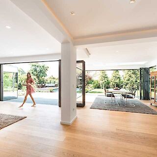 Highline Glas-Faltwand